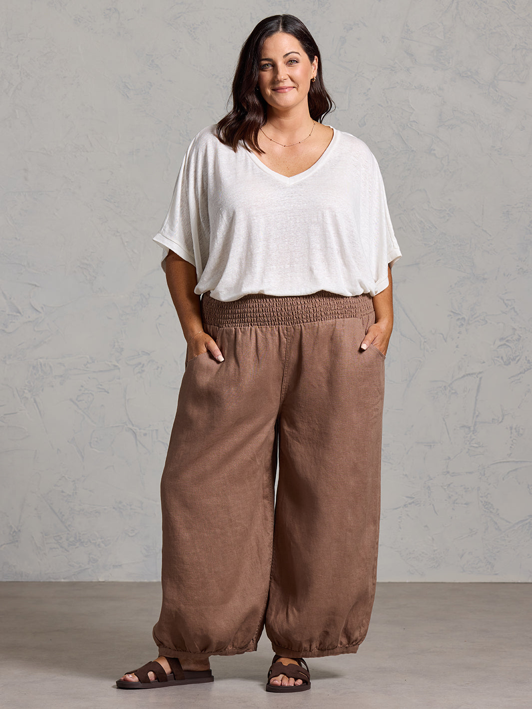 Pantalón Sadhu de Lino Francés Canela