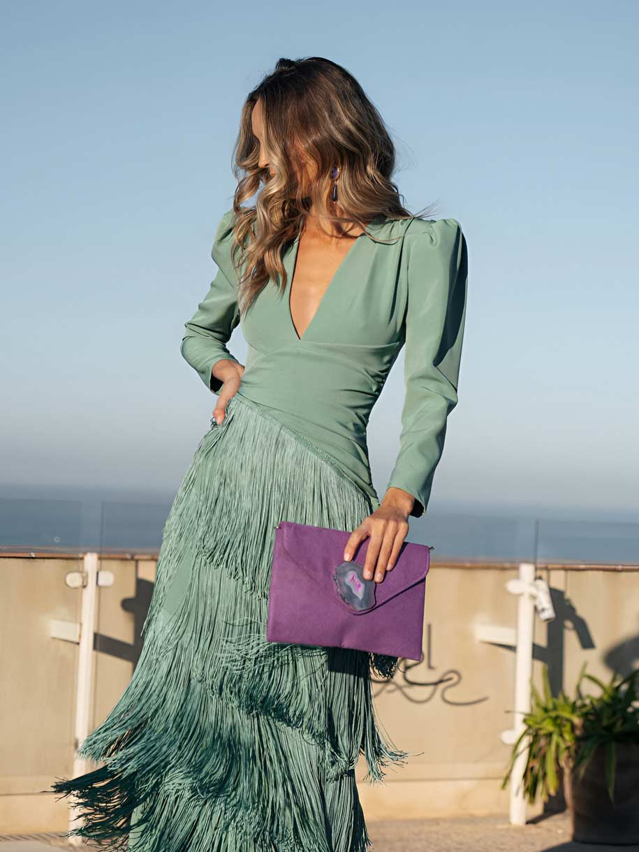 Vestido Evasé de Flecos Elegantes