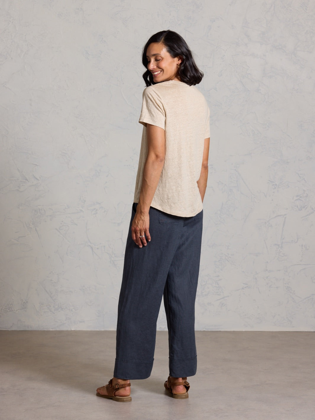 Camiseta Clovelly de Lino Francés Piedra