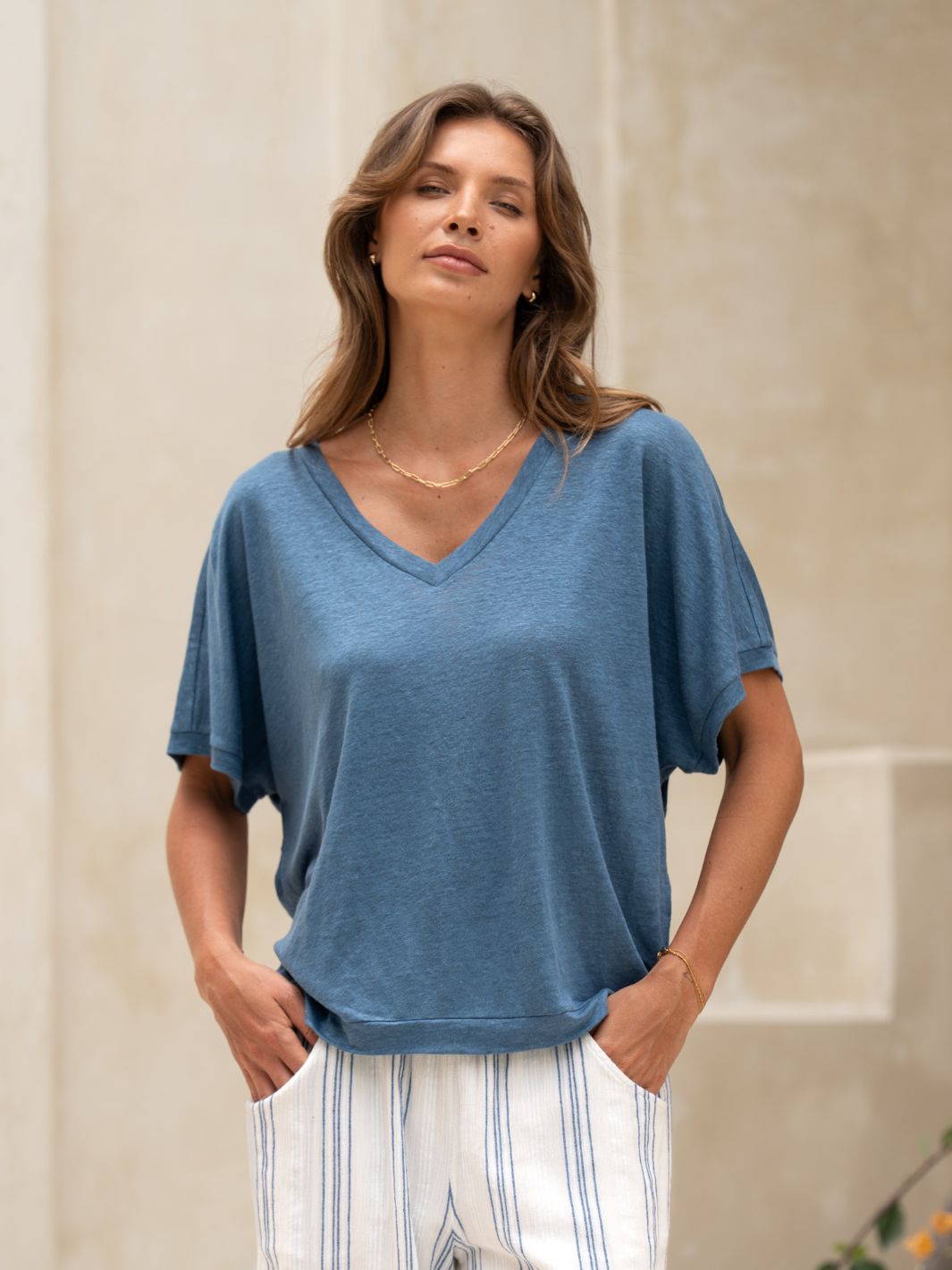 Camiseta Iris de Punto de Lino Azul Egeo - BELLAVERA