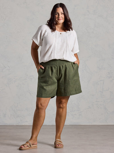 Short Mae de Lino Francés Oliva