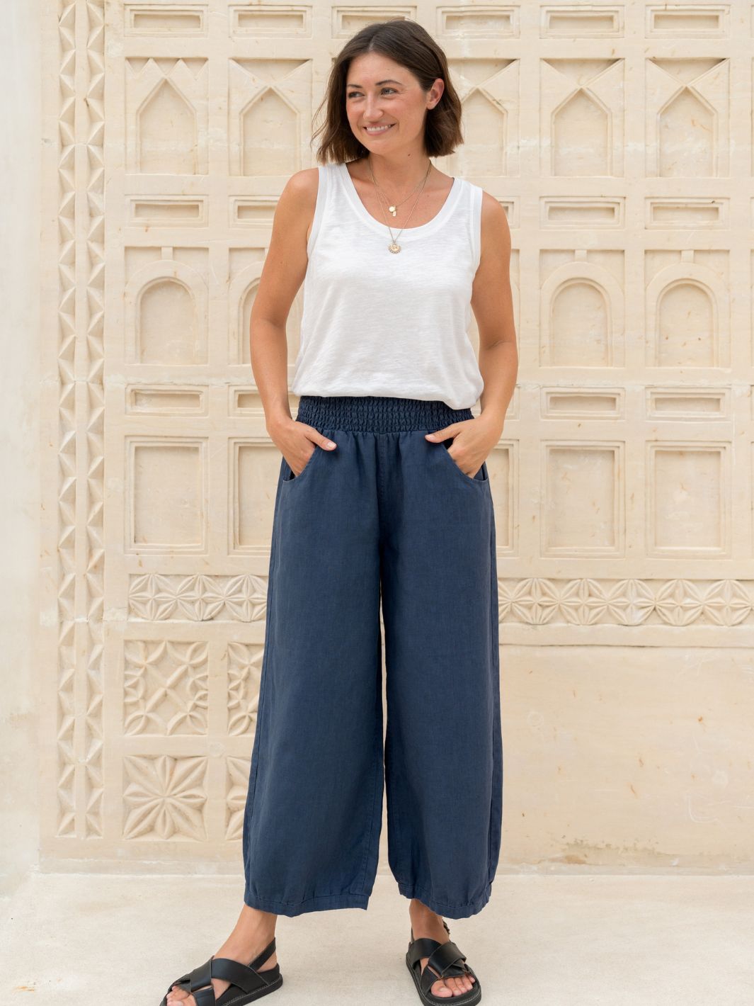 Pantalón Sadhu de Lino Francés Azul Marino - BELLAVERA