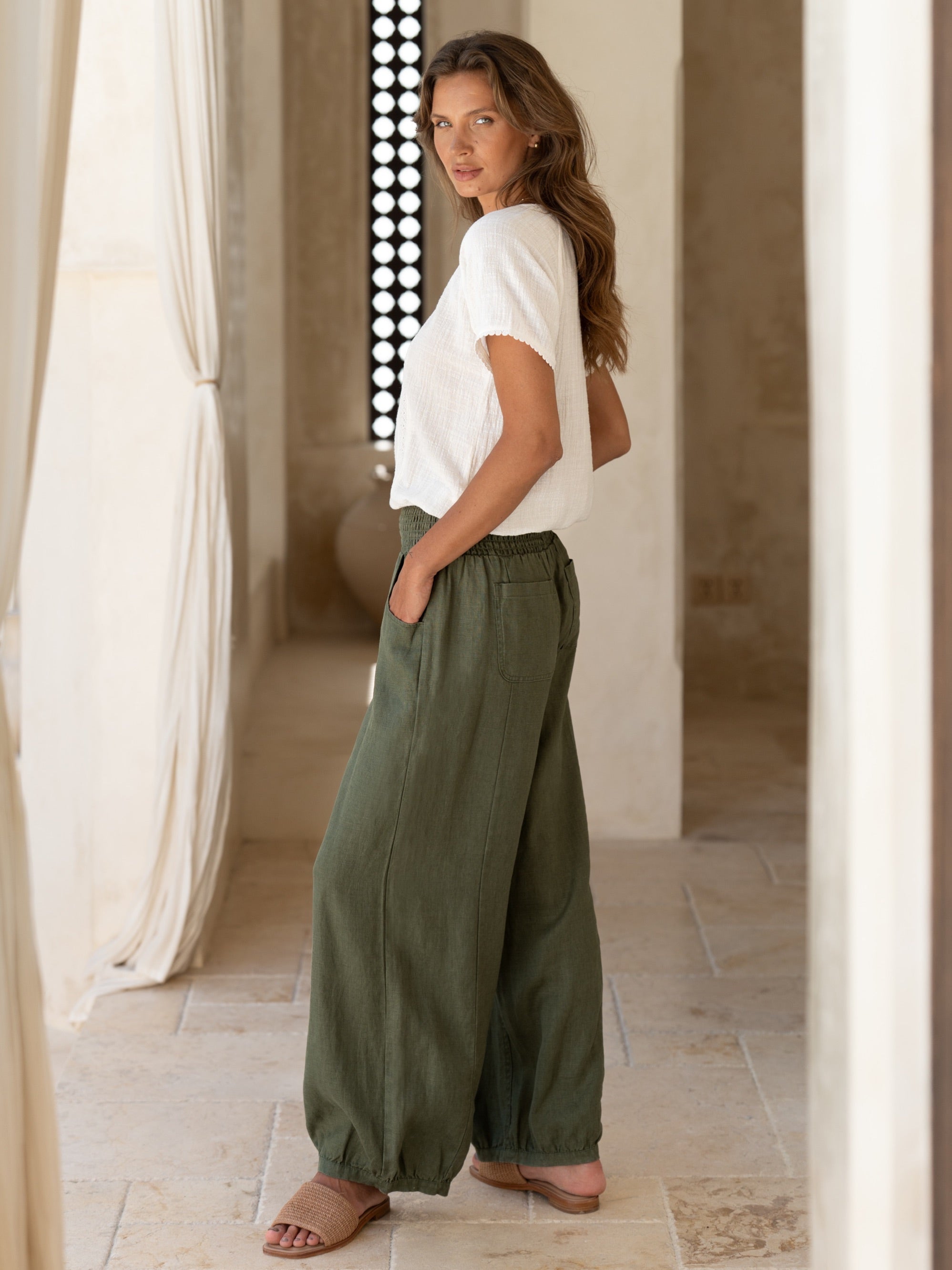 Pantalón Sadhu de Lino Francés Oliva
